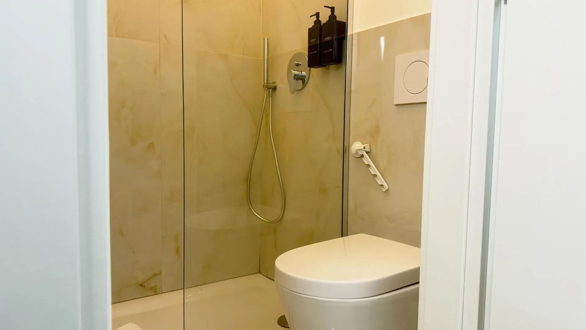 My Tiny Home Rome Guest house